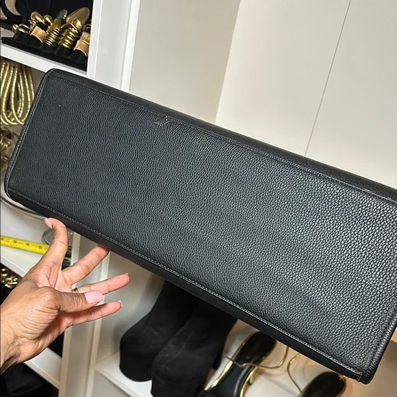 AKIRA Oversized Black Bag - Picture 3 of 6